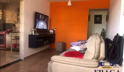 CASA C/ 167 M² / 03 QUARTOS SENDO 01 SUÍTE / 01 VAGA