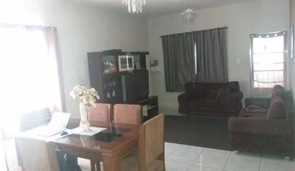 Casa em via pública , pode financiar e usar FGTS- Carapicuíba