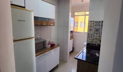 apartamento com 2 dormitórios, sacada  Cond. Vida Nova Osasco