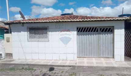 casa localizada a pouco metros da avenida pompeia uma das mais movimentadas em termo de comercio com 121m²