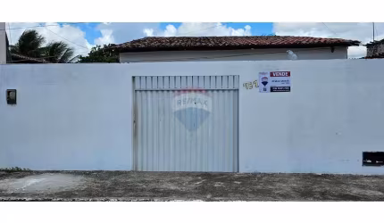 CASA Á VENDA  - CONJUNTO CIDADE PRAIA