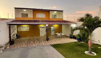 Luxuoso Duplex à Venda no RN: com 5 Quartos, 225m²