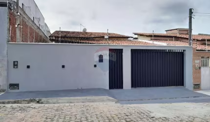 VENDE-SE Casa com 3/4  em Cidade Verde -Parnamirim/RN