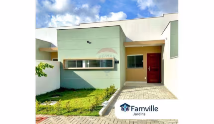 Casa em condomínio no Pajuçara - Famville Jardins