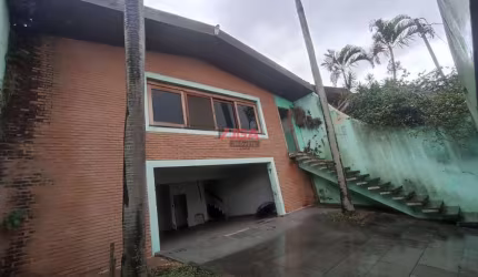 Casa residencial para Venda, uma ótima oportunidade para construtor!