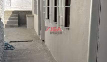 Excelente oportunidade de Casa à venda em São Paulo-SP na Vila Califórnia: 2 quartos, 2 salas, 1 banheiro, 2 vagas de garagem, 88m².