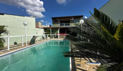 Imperdível Sobrado à Venda em Hortolândia-SP, Jardim Novo Cambuí! 2 Quartos, 2 Suítes, 1 Sala, 4 Banheiros, 2 Vagas de Garagem, 209m².