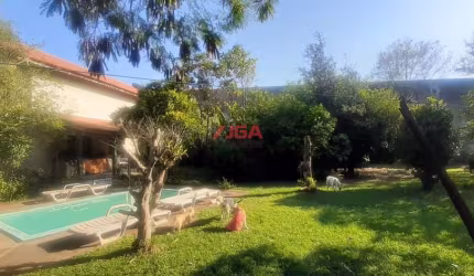 Chácara Comercial à Venda em Hortolândia-SP, Jardim Boa Vista: 4 Quartos, 2 Salas, 4 Banheiros, 4 Vagas de Garagem, 250m²!