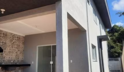 Casa à venda no Jardim Maristela em Atibaia, possui 03 dormitórios sendo 1 suíte, 2 banheiros, 2 vagas de garagem , churrasqueira e ótima localização!