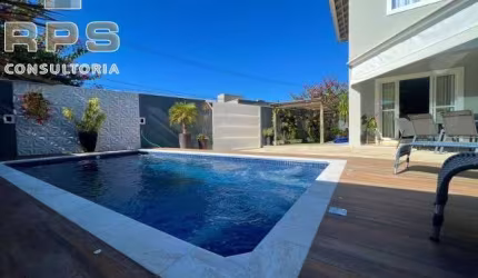 Casa à venda no Condominio Altos da Floresta em Atibaia, excelente localização, dentro da cidade, área verde e lazer, 3 quartos sendo 3 suítes, linda!