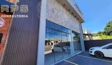 Salão Comercial à venda na  Alameda Lucas em Atibaia! Área construída de 470m² que conta com dois espaçosos salões, cada um com uma área de 235 m²!