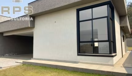 Imóvel novo com :  03 suites, 04 Banheiros Cozinha integrada com espaço gourmet  Sala com pé direito ,piscina e churrasqueira