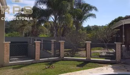 Casa de alto padrão no Esplanada do Carmo em Jarinu, porteira fechada, 3 dormitórios sendo 1 suíte master com closet, área de lazer completa