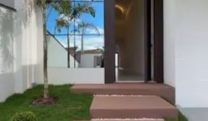 Linda Casa térrea, em Atibaia, 03 suites , 01 master com espaço para closet , banheira e cromoterapia, sala com pé direito 6 mts , cozinha planejada