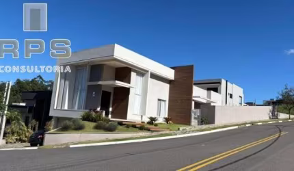 Casa à venda no Condomínio Buona Vita em Atibaia, 3 suítes, Conceito aberto, área gourmet integrada, piscina, quintal,  223m² de construção