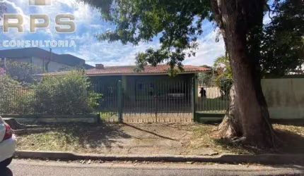 Casa na Vila Petrópolis, com a/c : 250 m² , imóvel com 03 dormitórios sendo 01 suíte, Sala estar com lareira ,sala jantar,  cozinha, Lavabo