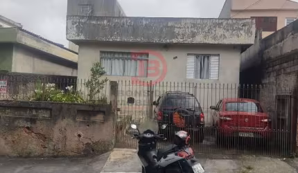 Casa Térrea com 3 Quartos e 1 Edicula á Venda, Vila União