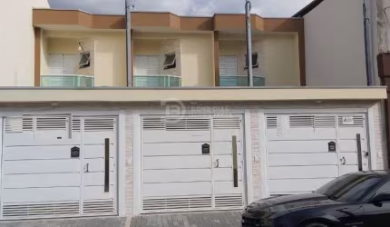 Linda casa à venda com 3 dormitórios na Chácara Cruzeiro do Sul em São Paulo!