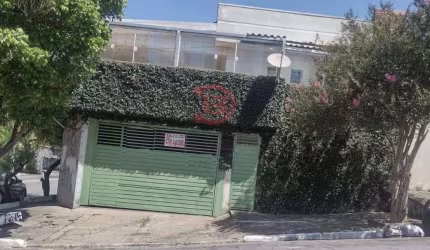 Sobrado 2 quartos e 4 vagas de garagem - Limoeiro