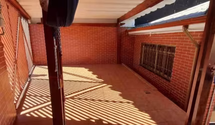 Casa térrea 3 quartos (1 suíte) e 2 vagas de garagem - Artur Alvim