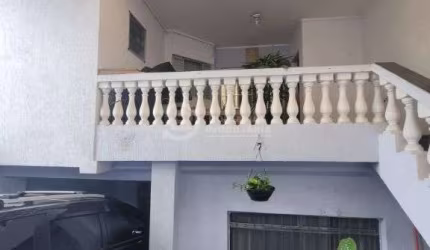 Casa  proximo ao Metro Guilhermina Esperança