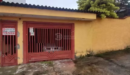 Casa térrea à venda, no Jardim Três Marias