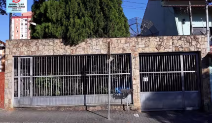 Casa na Penha com ótima localização