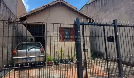 Casa 1 Dormitório para Demolição, 1 Vaga, 42m° (terreno