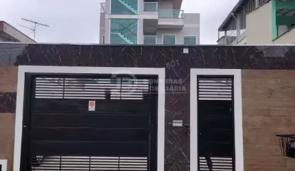 Apartamento novo na Vila Re