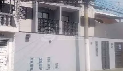 Apartamento Terreo com 2 Quartos com Garden e Sacada na Zona Leste