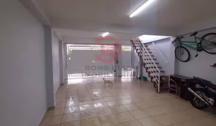 Sobrado 3 quartos (1 suíte) e 3 vagas de garagem - Vila Rio Branco