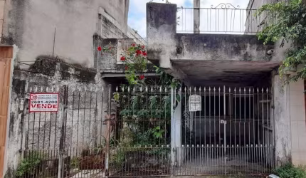 Imóvel à venda com três casas em terreno plano - Burgo Paulista
