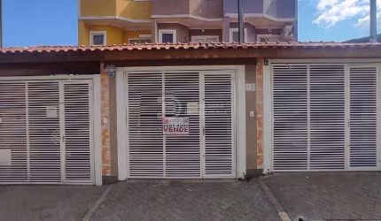 Sobrado Frontal de 3 Quartos com 1 Suíte  e 3 Vagas de Garagem à Venda, Vila Costa Melo