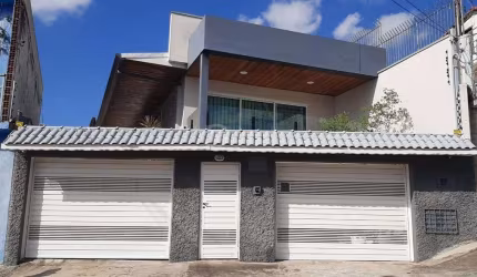Casa com 2 suítes à venda - Escritório (ou 3º quarto) - Quintal Grande - Área Gourmet - 15 vagas de garagem - Vila Mesquita