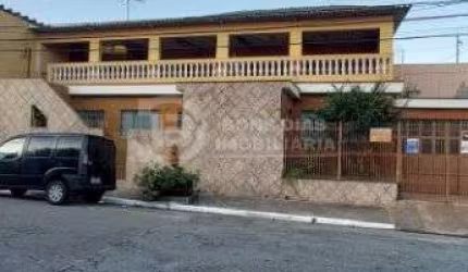 Casa térrea à venda - 2 quartos e 2 vagas de garagem - Jardim Três Marias