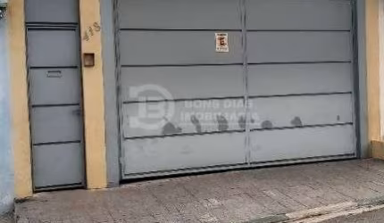 Casa padrão à venda na Vila Frugoli, São Paulo - 2 dormitórios e 2 banheiros