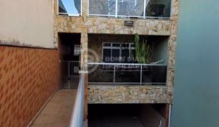 Sobrado em Vila Buenos Aires, São Paulo - 03 dormitórios, suíte, piscina e aquecedor solar!