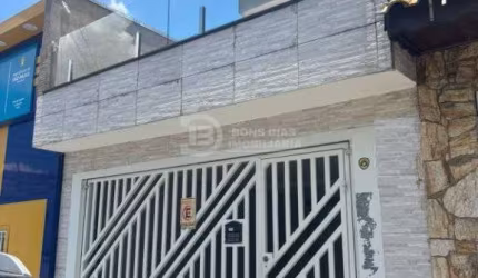 Sobrado à venda na Vila Ré, São Paulo: 2 dormitórios, suíte e garagem