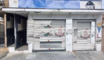 Casa padrão à venda na Vila Rosaria, São Paulo: 2 dormitórios, 2 cozinhas e mais!