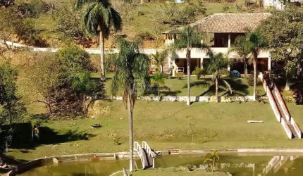 Sítio à venda - com 12mil metros quadrados e casa de 4 suítes - Santa Isabel