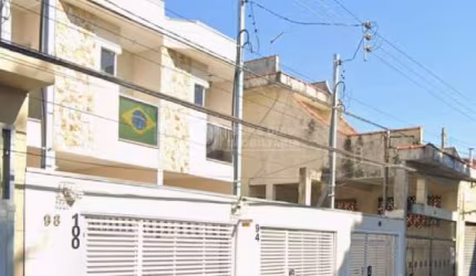 Sobrado à venda no Jardim Nordeste: 3 dormitórios, suíte e quintal