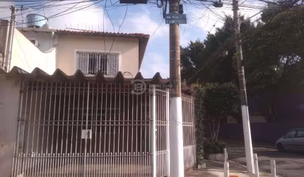 SOBRADO COM 3 QUARTOS E 2 VAGAS À VENDA NO JARDIM ARICANDUVA/SP