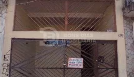 Casa à venda no Parque Sevilha, São Paulo: 3 dormitórios, suíte, garagem coberta.