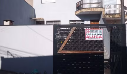 Sobrado para alugar no Jardim Popular, São Paulo - 2 dormitórios, sacada e 2 vagas de garagem!