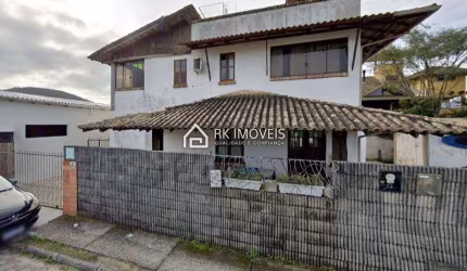 Casa à venda, 3 quartos, 1 suíte, 2 vagas, São João do Rio Vermelho - Florianópolis/SC