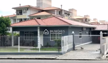 Casa à venda, 4 quartos, 1 suíte, 2 vagas, Canasvieiras - Florianópolis/SC