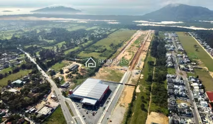 Terreno de esquina a venda