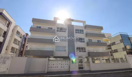 PAJUÇARA - Apartamento com 02 dormitórios sendo 01 suíte