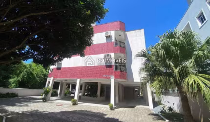 Apartamento de 95m², 3 quartos, sacada com churrasqueira, a 400m da praia!