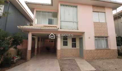 Casa para aluguel, 3 quartos, 1 suíte, 3 vagas, Ingleses do Rio Vermelho - Florianópolis/SC